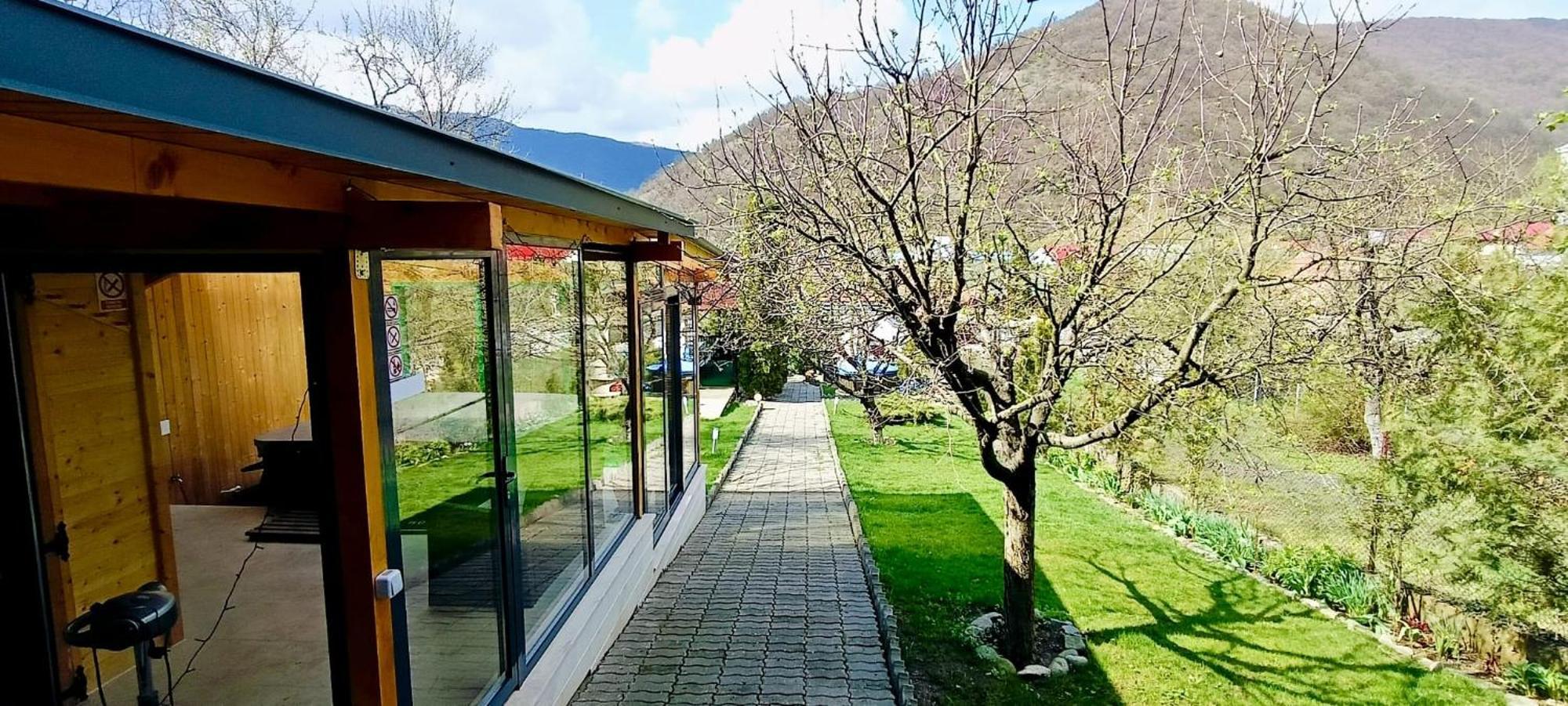 Cazare Casa Sandra Baile Herculane Ngoại thất bức ảnh
